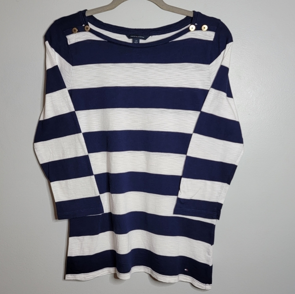 Tommy Hilfiger | Large | Striped 3/4 Sleeve Shirt